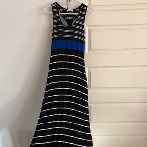 Women’s CALVIN KLEIN maxi dress. Size 4